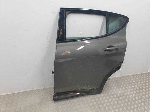 Foto 3ª: Puerta Trasera Izquierda Alfa Romeo Tonale SPRINT