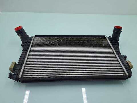 Foto 1ª: Intercooler Volkswagen Golf 2.0 TDI 140CV 103KW [CFF] (2010)