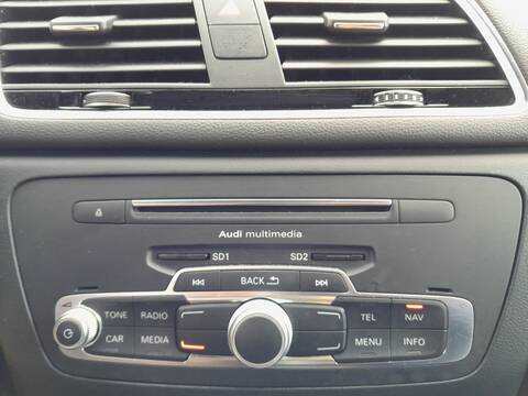 Sistema Audio Radio CD Audi Q3 8UG) ATTRACTION