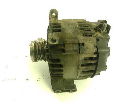 Foto 2ª: Alternador Mercedes Clase B 150 B 200 CDI 245.208) [OM 640.941] (2005)