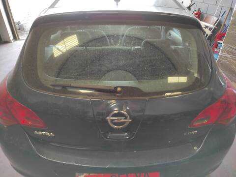 Foto 1ª: Portón Opel Astra A17DTR BERLINA (2011)