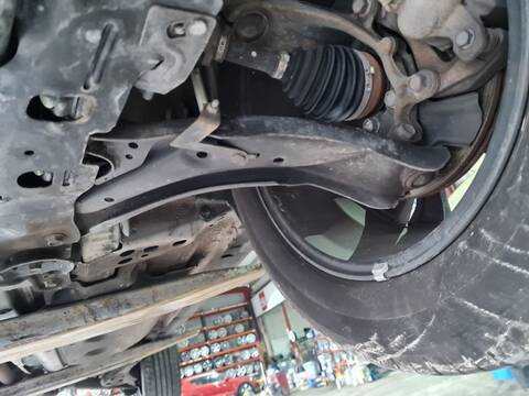 Brazo Suspension Delantero Izquierdo Nissan X-Trail TEKNA 157CV 116KW T32)