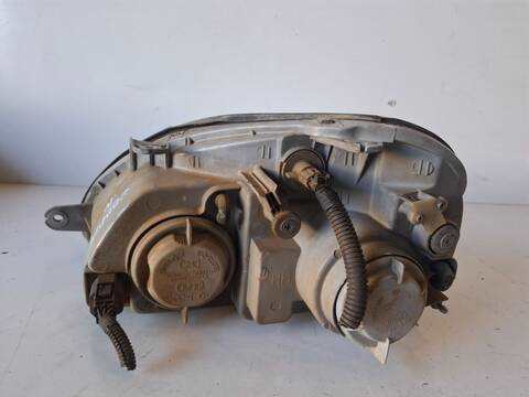 Foto 3ª: Faro Derecho Daewoo Nubira CDX 1999 ) 133CV (1997)