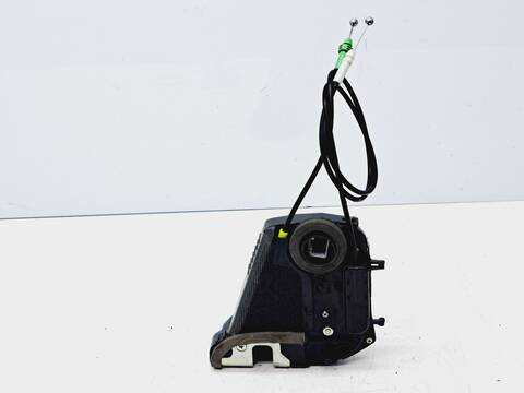 Foto 2ª: Cerradura Puerta Trasera Izquierda Toyota Yaris 1.4 TD CAT 90CV 66KW [1ND] (2009)