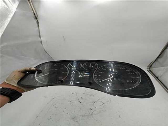 Cuadro de Instrumentos Peugeot 307 1.6 XS [1.6 LTR. - 80 KW HDI FAP CAT (9HZ - DV6TED4)]