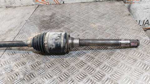 Foto 2ª: Transmision Delantera Derecha Mercedes Clase ML 320 3.0 CDI W164) 224CV 165KW 164.122) [OM642940] (2006)