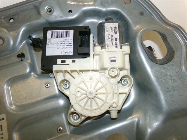 Foto 3ª: Elevalunas Eléctrico Trasero Izquierdo Ford Focus 1.8 TDCI 2004-2008 [KKDA] (2007)