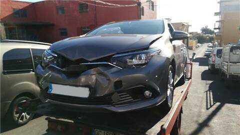 Foto 2ª: Faro Antiniebla Delantero Izquierdo Toyota Auris 1.2 [8NR-FTS]