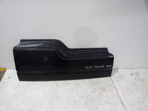 Portón Land Rover Discovery TDV6 HSE AUT. 245CV