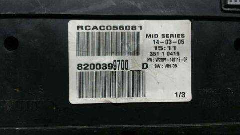 Foto 2ª: Cuadro de Instrumentos Renault Megane BERLINA 82CV 60KW II BERLINA 3P (2002)