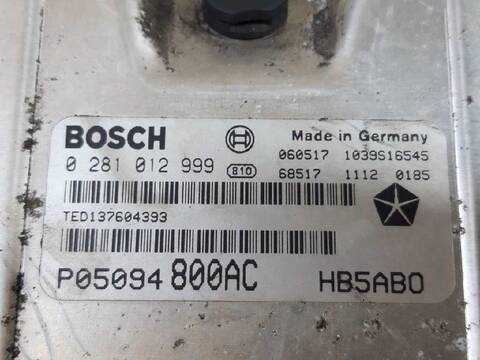 Foto 3ª: Centralita Motor ECU Chrysler Voyager 2.8 CRD CAT 150CV 110KW [VM47] (2006)