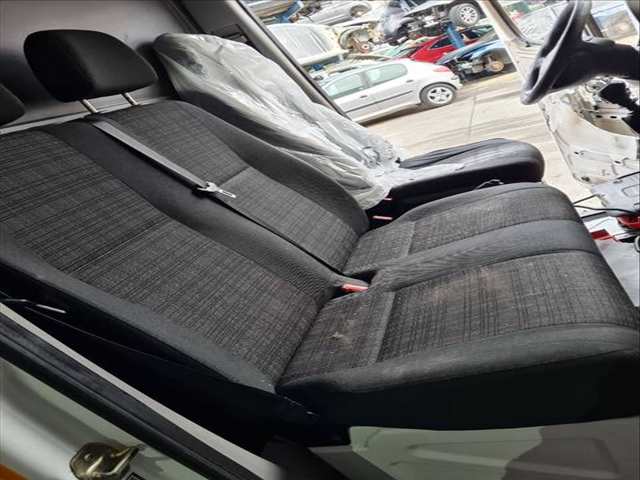 Foto 1ª: Asiento Delantero Derecho Mercedes Sprinter 310/313/316 CDI 906.631/633/635/637) 95CV 70KW CAJA CERRADA [651955] (2015)