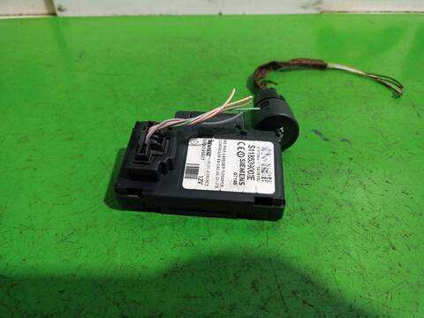 Foto 3ª: Motor de Arranque Renault Megane CONFORT AUTHENTIQUE COUPE 112CV 82KW II COUPE/CABRIO [K4M] (2007)