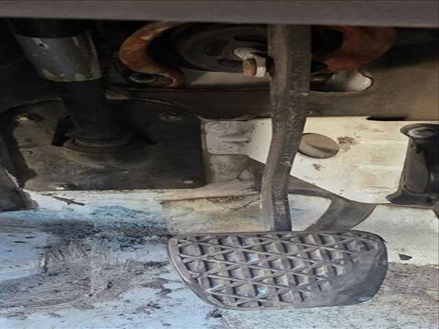Foto 2ª: Pedal Freno Mercedes Sprinter 309/311/313/315 CDI 906.631/633/635/637) 109CV 80KW (2007)