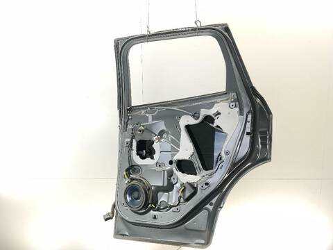 Foto 3ª: Puerta Trasera Derecha Ford Kuga 1.5 ECOBOOST 4X4 [M9ME] (2012)