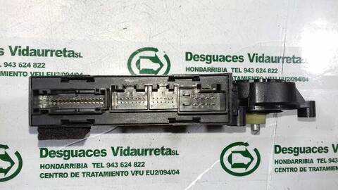 Foto 3ª: Elevalunas Eléctrico Delantero Izquierdo Volkswagen Touareg TDI V6 225CV 165KW [BKS] (2003)