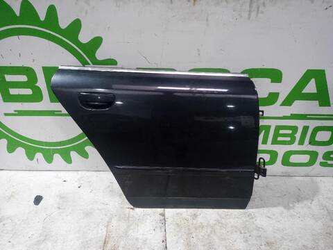 Puerta Trasera Derecha Audi A4 2.5 TDI 120KW) 163CV
