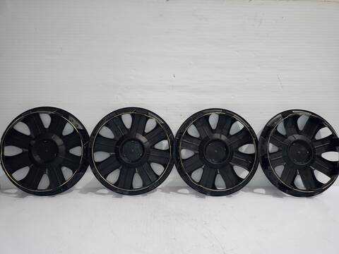 Foto 3ª: Tapacubos Seat Ibiza STELLA 60CV 44KW [AKK] (2000)