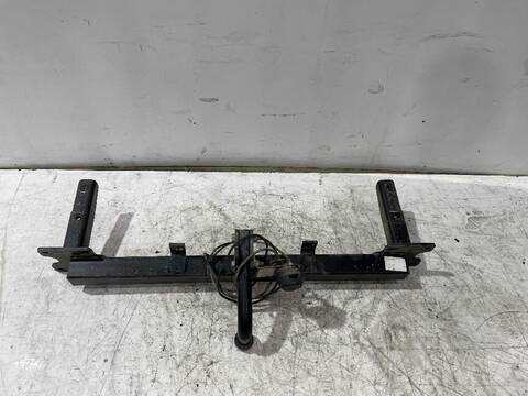 Foto 3ª: Enganche Remolque Kia Carnival 2.9 CRDI LX AUT. 144CV [J3] (2001)