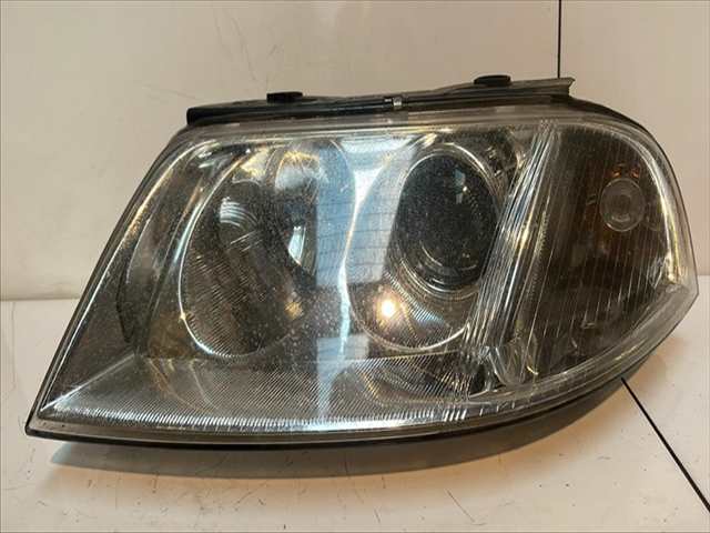 Faro Izquierdo Volkswagen Passat 1.9 TDI