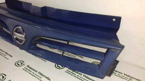 Foto 2ª: Rejilla Delantera Nissan Primastar 1.9 DCI DIESEL CAT 101CV 74KW [79Q U7] (2004)