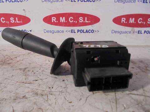 Foto 3ª: Mando Multifuncion Citroen Xsara 1.9 DIESEL 68CV 50KW [DJY] (1998)