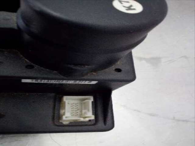 Foto 2ª: Centralita Cierre Centralizado Mercedes Clase E 180 300 DIESEL 210.020) BERLINA 136CV 100KW [606912] (1995)