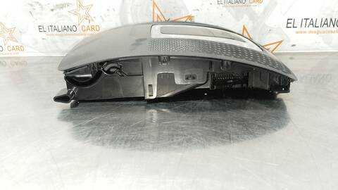 Foto 2ª: Luz Interior Mercedes Clase A 140 A 200 177.087) 163CV 120KW (2018)