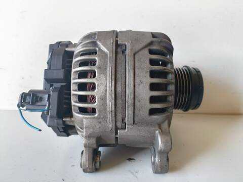 Foto 3ª: Alternador Volkswagen Passat ADVANCE 1.9 TDI 131CV (2000)