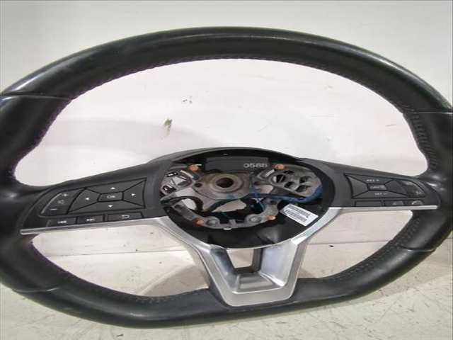 Foto 3ª: Volante Nissan Qashqai 1.3 DIG-T 140CV [HR13DDT] (2013)