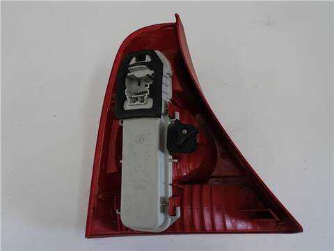 Foto 2ª: Piloto Trasero Derecho Renault Clio 1.5D DCI 65CV [D/ K9K A 7] (2004)