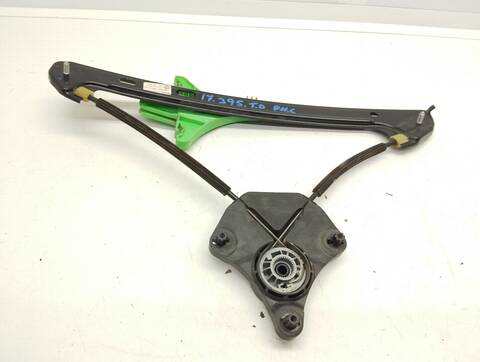 Elevalunas Manual Trasero Derecho Volkswagen Golf 1.6 TDI DPF 105CV 77KW