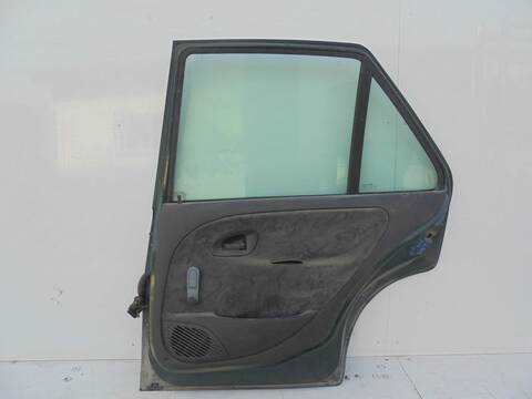 Foto 3ª: Puerta Trasera Derecha Citroen Saxo 1.4 MONACO 75CV 55KW [KFX] (1997)