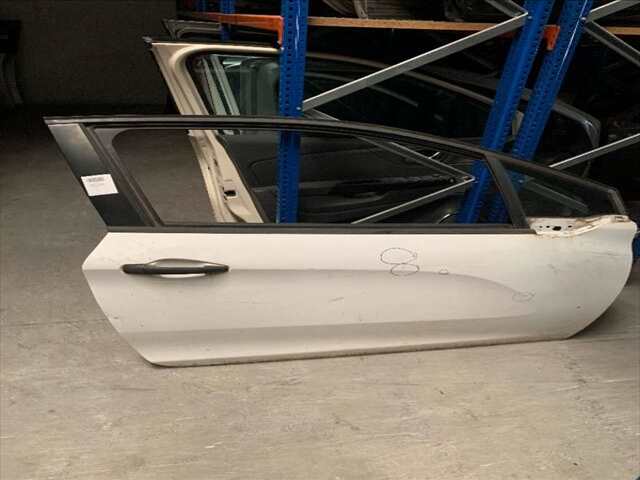 Puerta Delantera Derecha Peugeot 208 1.0 12V68CV 0CV