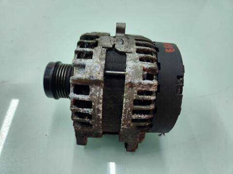 Foto 3ª: Alternador Mercedes Clase A 140 A 45 AMG 4-MATIC 176.052) 360CV 265KW [133980] (2013)
