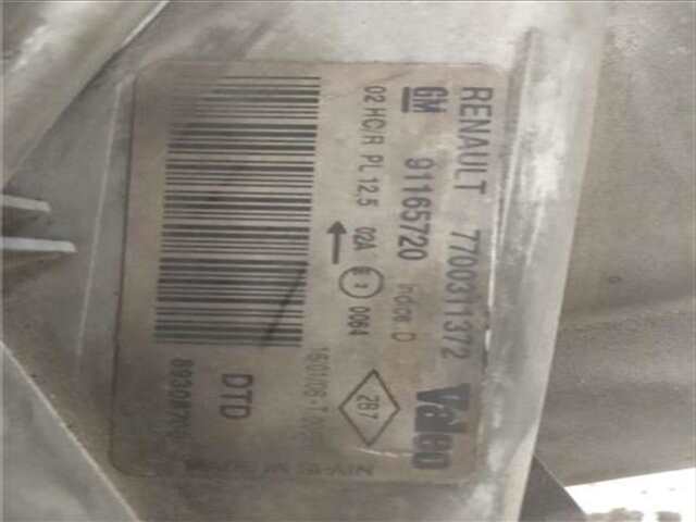 Foto 3ª: Faro Derecho Renault Trafic 1.9 29 CN COMBI6 ACRISTALADO PARCIAL [1.9 LTR. - 74 KW DIESEL] [F9Q 760]