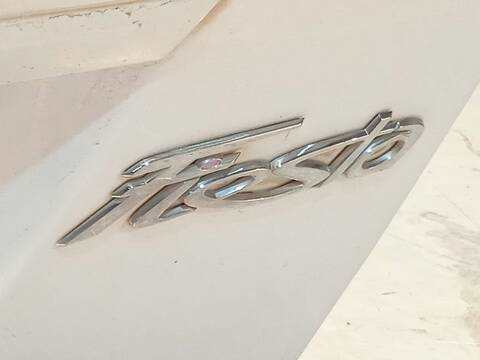 Foto 4ª: Portón Ford Fiesta 1.4 TDCI 70CV 51KW [F6JD] (2010)