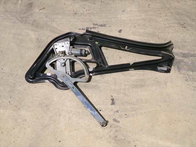 Foto 1ª: Elevalunas Eléctrico Delantero Izquierdo Mercedes Sprinter 2.2 CDI W903,1995-2006 [611987] (2005)