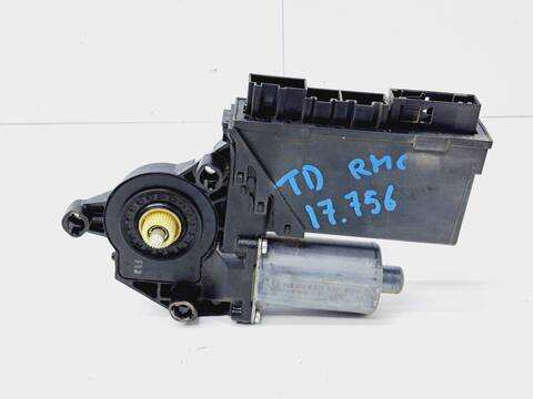 Foto 1ª: Elevalunas Eléctrico Trasero Derecho Audi A4 2.0 TDI 16V 103KW) BERLINA 140CV [BRE] (2006)