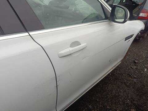 Puerta Delantera Derecha Jaguar XF PURE 179CV 132KW
