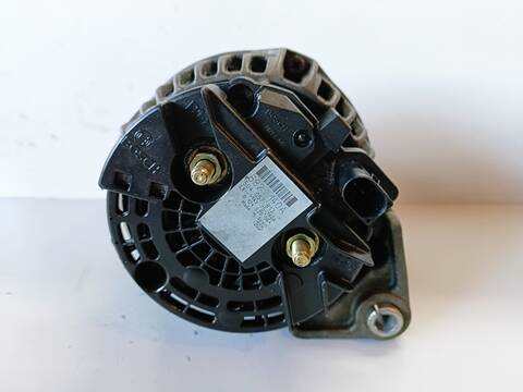 Foto 3ª: Alternador Iveco Daily 50 - C 14 CAJA CERRADA 136CV