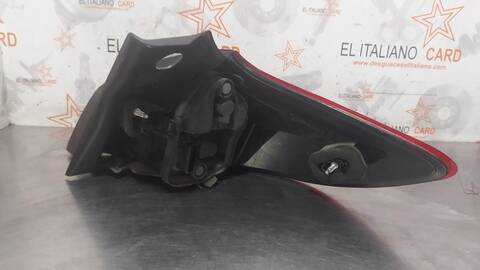 Foto 3ª: Piloto Trasero Izquierdo Renault Megane EMOTION BERLINA 110CV 81KW III BERLINA 5 P [K4M R8] (2011)