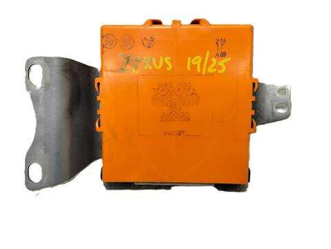 Centralita Motor ECU Lexus IS 220D 2 D 177CV