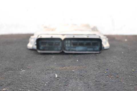 Foto 2ª: Centralita Motor ECU Volkswagen Touareg TDI V10 313CV 230KW (2002)