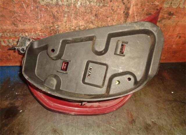 Foto 2ª: Piloto Trasero Derecho Citroen C5 2.0 HDI (DCRHZB. DCRHZE) [RHZ (DW10ATED)]