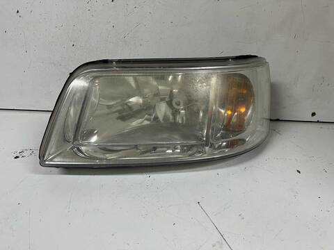 Faro Izquierdo Volkswagen Transporter T5 COMBI FURGONETA