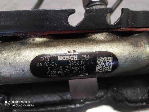 Foto 4ª: Rampa Inyectora Renault Laguna CONFORT DYNAMIQUE 131CV 96KW [F9Q758] (2006)