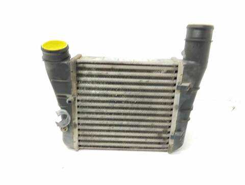 Foto 4ª: Intercooler Audi A4 2.0 TDI 16V 103KW) BERLINA 140CV [BRE] (2006)