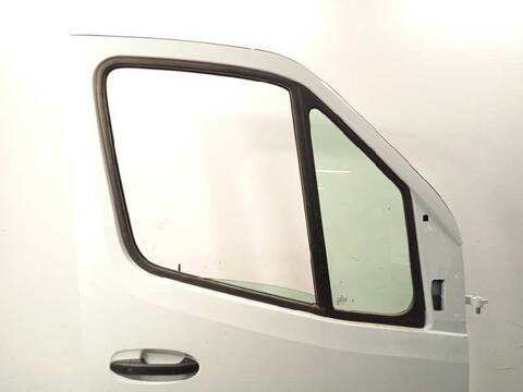 Foto 3ª: Puerta Delantera Derecha Mercedes Sprinter 419 CDI RWD 907.643 907.645 907.647) 190CV 140KW FURGONETA [654920] (2024)