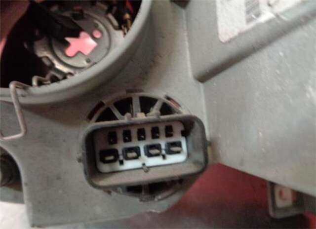 Foto 2ª: Faro Derecho Rover Serie 75 2.0 CDTI CLASSIC [2.0 LTR. - 96 KW 16V CDTI] [204D2]